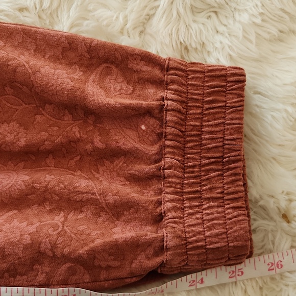 Cleobella Terracotta Paisley Print Jogger Pants Size Extra Small - Picture 11 of 14